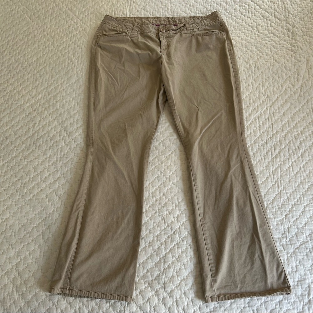 Maurices Women’s Khaki Pants